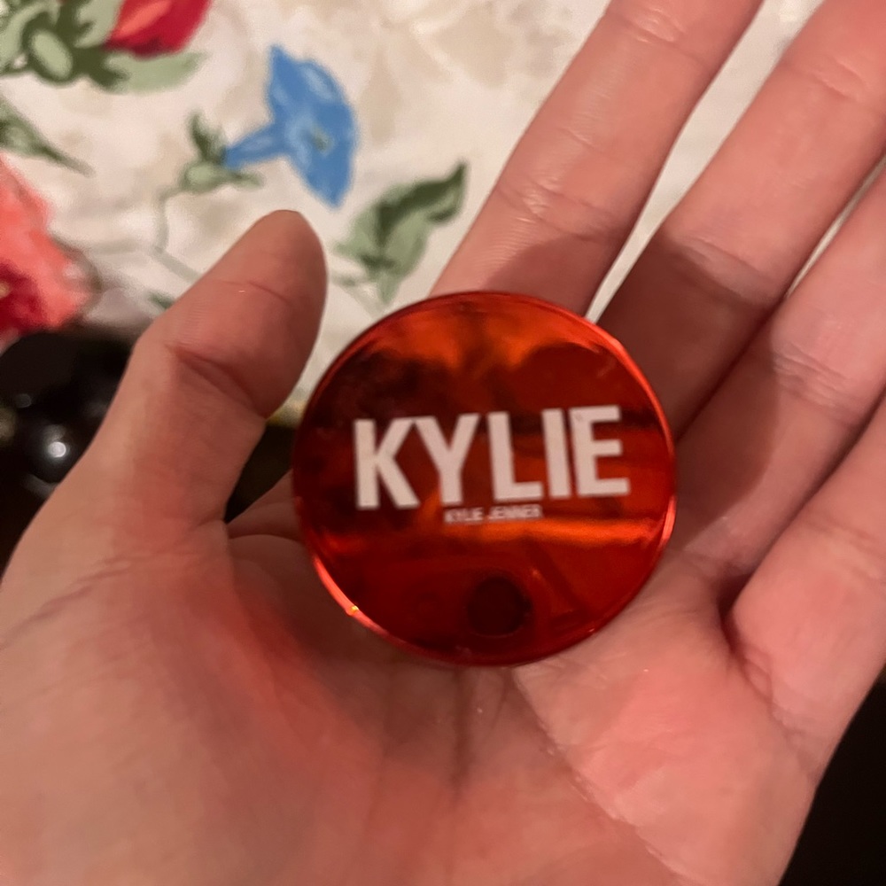 Kylie cosmetics eye glaze